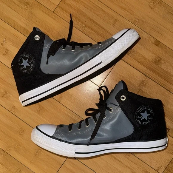Leather High Top Chuck Taylor - Picture 1 of 3